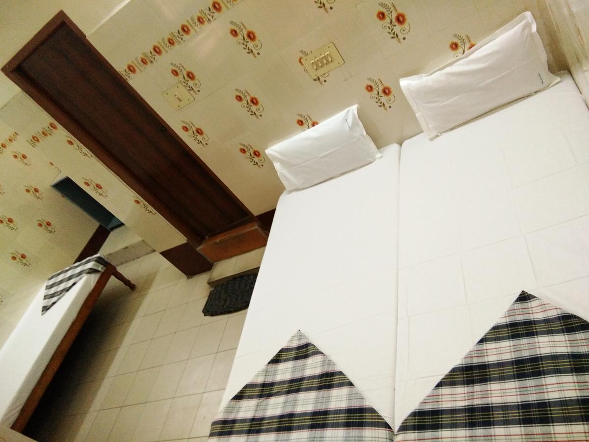 Hotel Sriram Lodge Tirupati Esterno foto